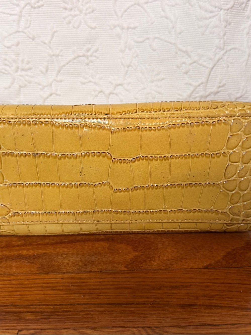 Staud Shirley Bag in Tan Croc - Picture 15 of 16